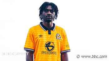 Cambridge sign Osong and Ballard on loan