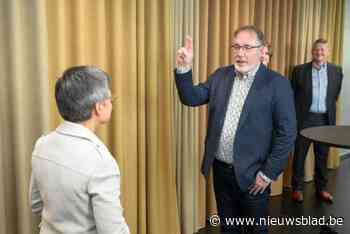 Bonheidens burgemeester Lode Van Looy legt opnieuw eed af bij gouverneur: “Fijne kennismaking met collega-burgemeesters”