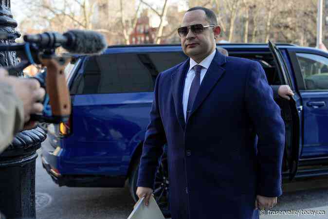 Judge set to sentence former Sen. Bob Menendez, who was convicted of taking bribes of cash and gold