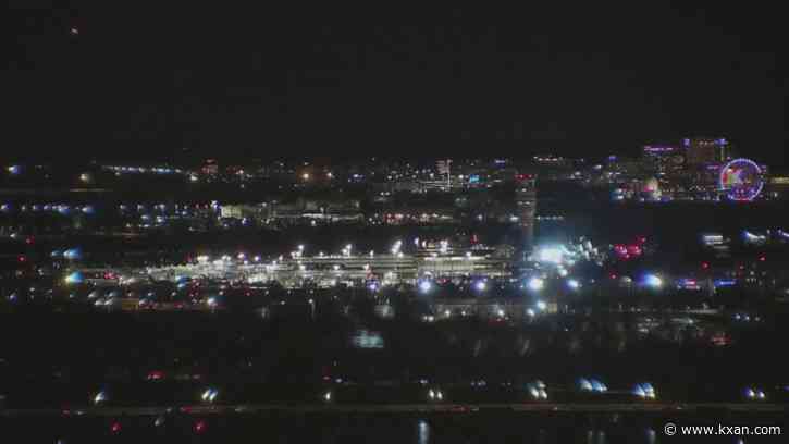 Small aircraft crashes into Potomac River, officials say