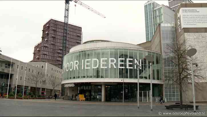 Almere - Burgemeester en wethouders: genoeg reden om 50-jarig Almere te vieren