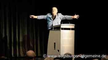 Auftritt vor über 600 Zuschauern: Peter Hahne empört sich in Neusäß