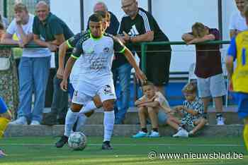 Mo Emhandi steekt zijn ambities bij KVK Ninove niet onder stoelen of banken: “Eerst kampioen spelen en dan het profvoetbal in”