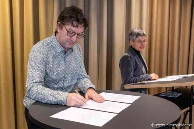 Gouverneur Cathy Berx helpt zoeken naar oplossingen voor wateroverlast in Woonbos: “Zo snel mogelijk alle partijen rond de tafel brengen”