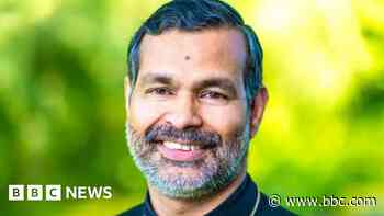 Bishop's position is untenable, say church leaders