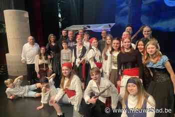 Jeugdafdeling K.T. De Violier neemt jong en oud mee op piratenavontuur