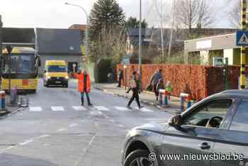 “Het is ongezien wat je hier meemaakt”: leerkrachten, oudercomité en politie grijpen in aan gemeenteschool
