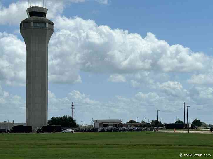Texas Rep. Doggett: Austin airport missing half of necessary air traffic controllers