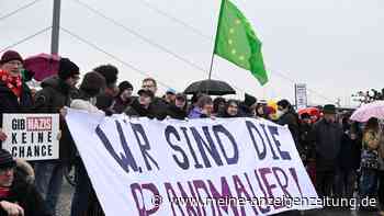 Zehntausende bei Demos nach Unions-Migrationsantrag