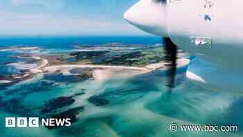 Skybus expands services between Newquay and Scilly