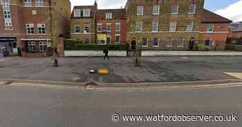 Plan for high street unit to be turned into flats