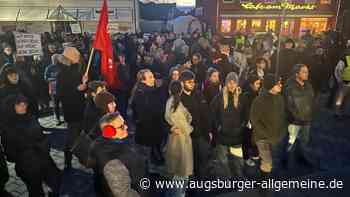 Mehr als 300 Teilnehmende bei Demonstration gegen die AfD in Illertissen