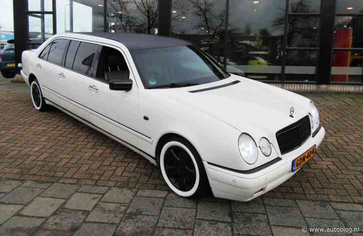 Chique Mercedes limo met sterrenhemel is een koopje!