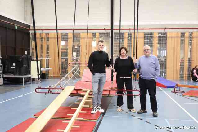 Jelle, Winny en Frank baten als familie een sporthal met foyer uit, die ze ook zelf bouwden: “Boeckenbergh heeft een sociale rol voor de wijde omgeving”