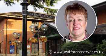 Councillor resigns after nearly 30 years amid ongoing row