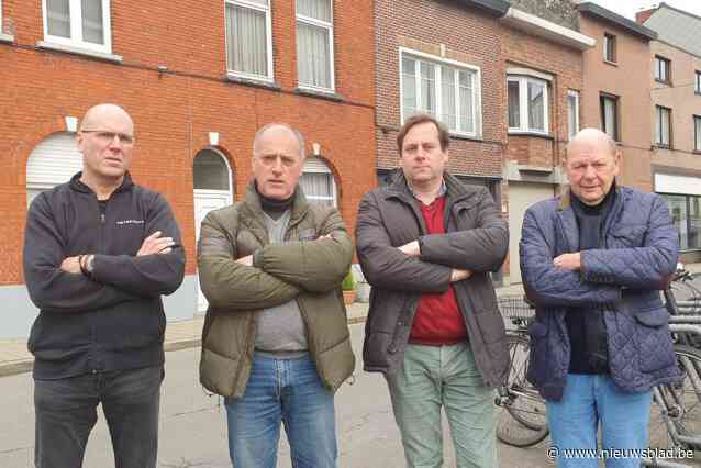 Bedrijfsleiders smeken om betwiste brug opnieuw open te stellen ondanks circulatieplan Gentbrugge: “Onze klanten verdwalen in dit doolhof en blijven weg”