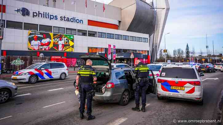 Getrokken vuurwapens en politiehonden bij klemrijden auto's