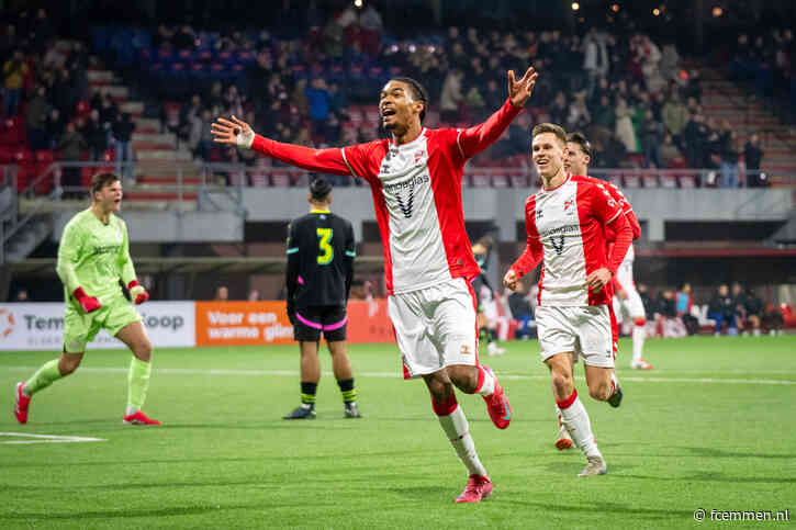 Emmen in tweede helft langs Jong PSV