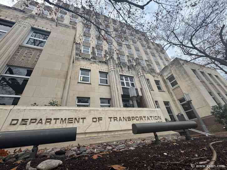 TxDOT defends TxTag-HCTRA transition, lawmakers mull action