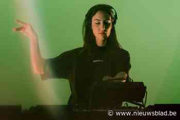 Ze kreeg bij ons nog maar weinig erkenning, maar is des te bekender in het buitenland: wie is technoqueen Amelie Lens?