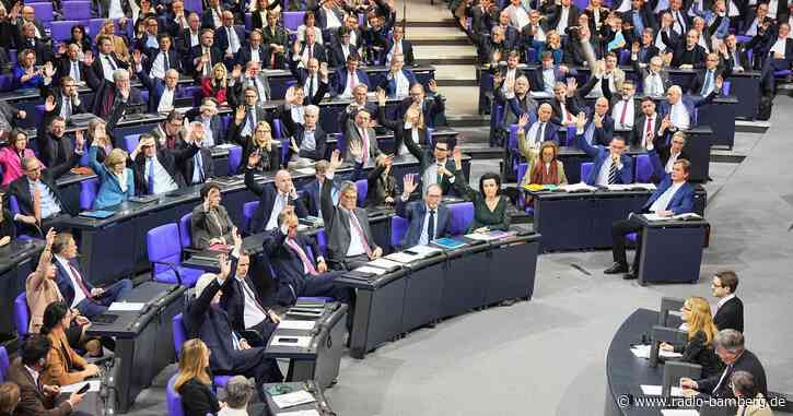 Merz, Merkel, AfD – was von einer denkwürdigen Woche bleibt