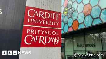 Use £500m reserves to avoid uni job cuts, union says