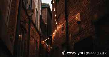 Is this snickleway the 'most well-used off-grid free toilet in York'?