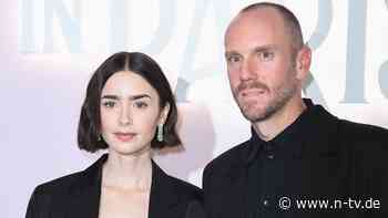 Per Leihmutterschaft: "Emily in Paris"-Star Lily Collins wird erstmals Mutter