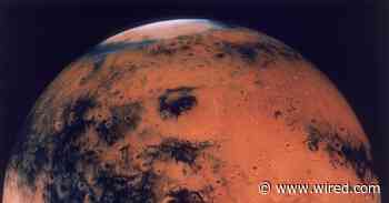 Moon or Mars? The US Might Face a Tough Choice for Future Missions