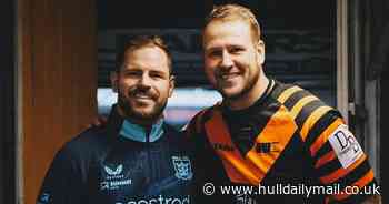 Castleford Tigers vs Hull FC LIVE second half action as improved Hull take lead