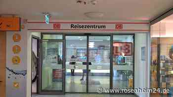 „Still, heimlich und leise“: Schließt das DB-Reisezentrum im Rosenheimer Bahnhof? Das ist dran an den Gerüchten