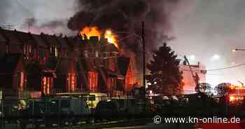Philadelphia: Kleinflugzeug stürzt in belebter Gegend ab – sieben Tote
