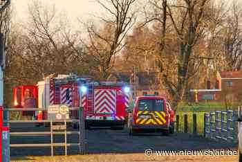 Brandende batterij van vrachtwagen snel geblust