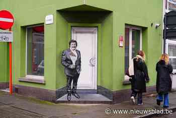 Wachten op Gaston: Vlaamse komiek verschijnt met pak oliebollen in Ledeberg