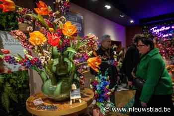 Eerste Lego-bloemenwinkel van ons land lokt meteen heel wat liefhebbers naar Antwerpen: “Heerlijke bezigheid voor gezin”