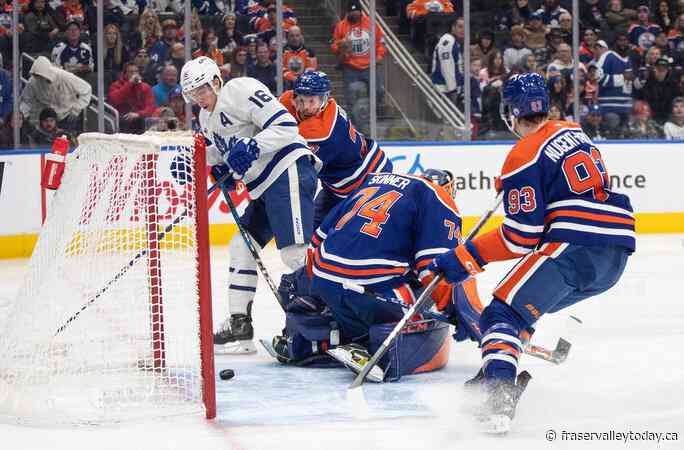 Leafs jump on Oilers early, hang on for 4-3 win
