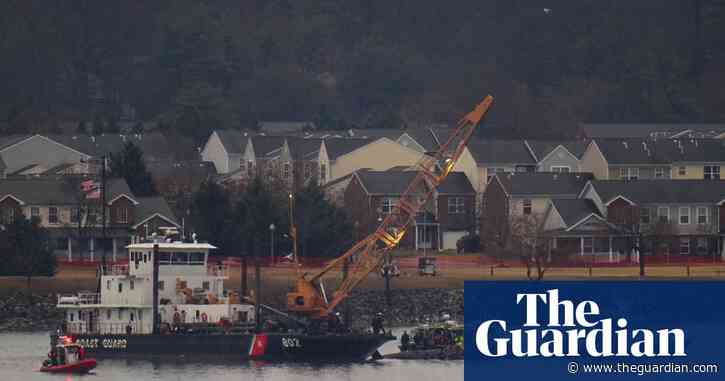 Helicopter involved in fatal Washington plane crash was on army training drill