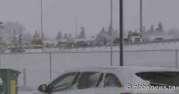 ‘It’s a mess’: child among the injured in Highway 2 crash near Airdrie, Alta.