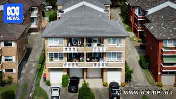 'Buyers' market' opens up in some areas as house prices flatten