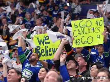 Canucks fans boo U.S. anthem before game vs. Red Wings
