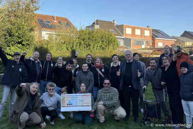 Kerstival schenkt cheque aan ’t Veldzicht