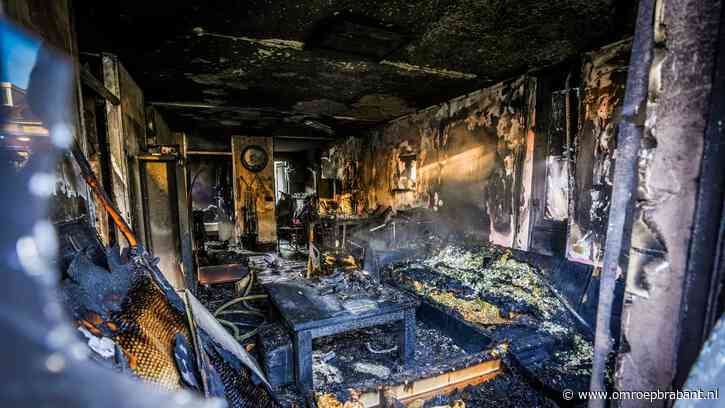 'Er moet iets zijn ontploft': Erna beduusd van felle brand bij benedenburen