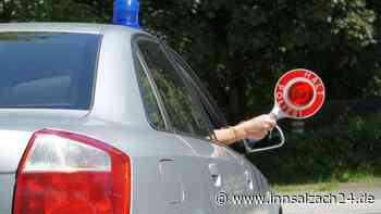 In Schlangenlinien und mit Warnblinker über die A94