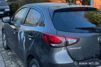 „Why“ und „CO₂“ – Unbekannte beschmieren mindestens 15 Autos mit Farbe