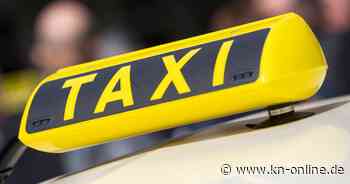 Oldenburg: Vier Betrunkene stehlen Taxi und bauen Unfälle