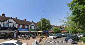 Police flock to quiet residential Sidcup road after ‘man seen with knife’