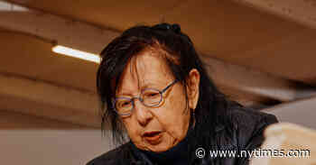 Jaune Quick-to-See Smith Wanted to Be the Rule, Not the Exception