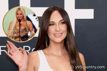 Kacey Musgraves Reacts to Beyoncé’s Grammys Wins With One Hand Gesture