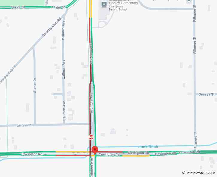 Crash on Ardmore Avenue temporarily shuts down southbound lanes