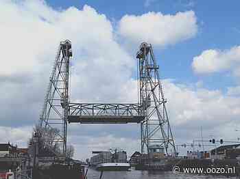 Hefbrug handmatig bediend.